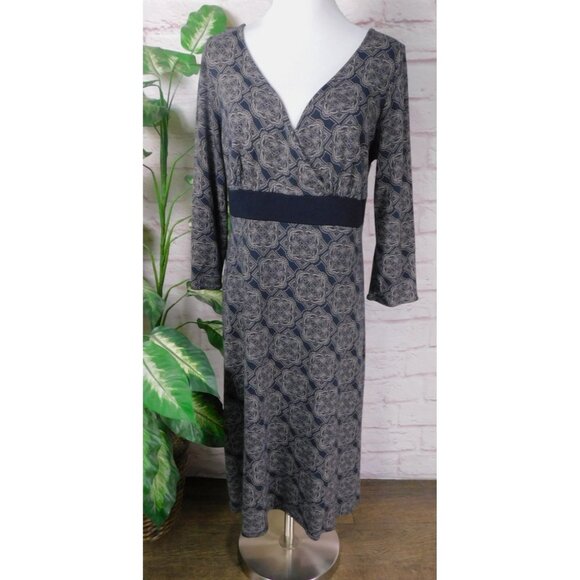 Ann Taylor Loft Surplice V-Neck Knit Empire Dress Gray Beige Floral Damask Size - Picture 1 of 9